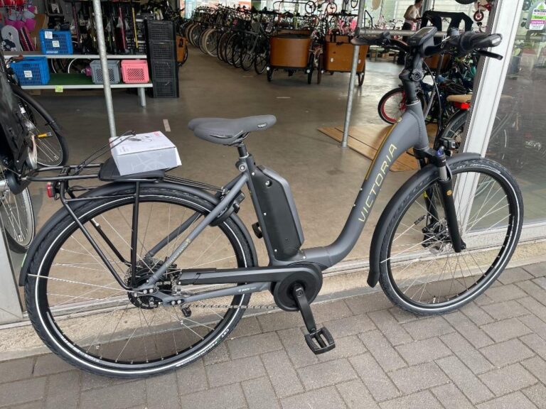 Kieler Manufaktur E Bike Bosch 500 Test E MANUFAKTUR 9.4 E TREKKING E BIKE BOSCH PERFORMANCE 500W ACCU TRAPLOZE
